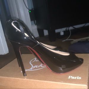 Christian Louboutin Black patent pumps /heels